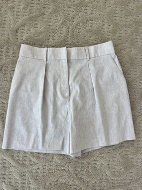 Theory Linen-Blend Pleated Shorts in Tan Size 10